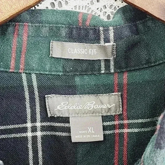 Eddie Bauer Classic Fit Flannel Plaid Button Down Shirt Men's XL - Picture 5 of 7